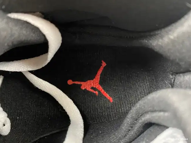 Cheap Air Bunny 8 Retro Bugs Jordan (2013) 305381-103 0608